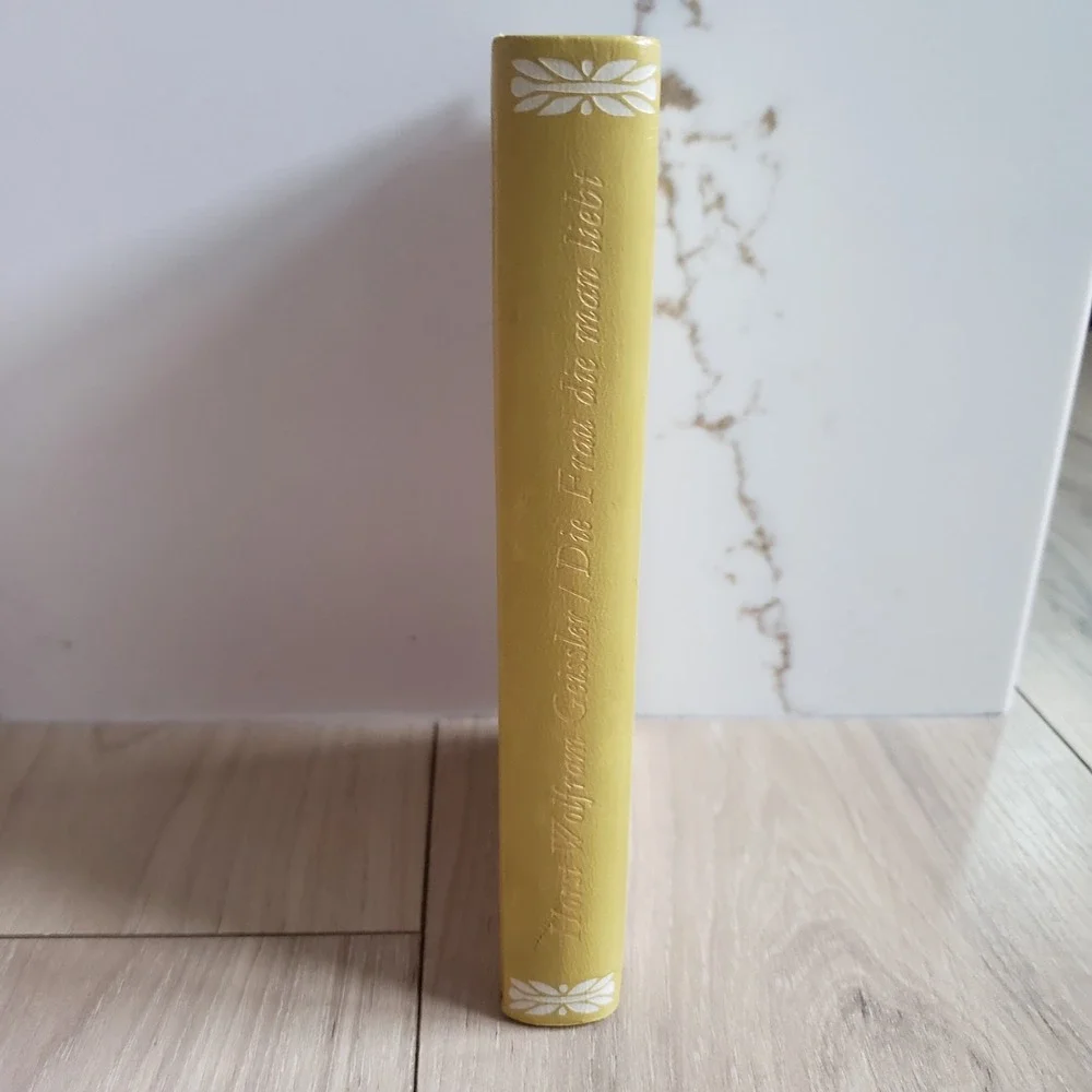 Die Frau Die‎ Man Liebt Horst Wolfram Geissler 1959 German Novel Hardcover